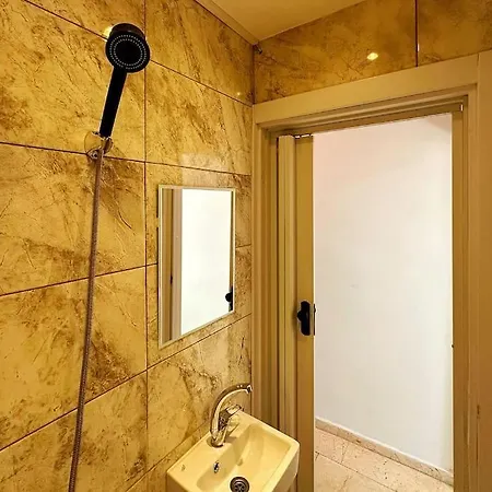Triplex In Taksim Square With 4 Bedroom 别墅 *