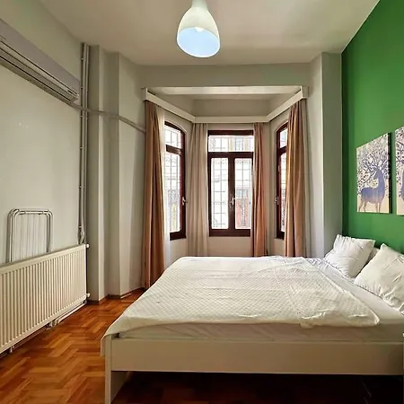 Triplex In Taksim Square With 4 Bedroom