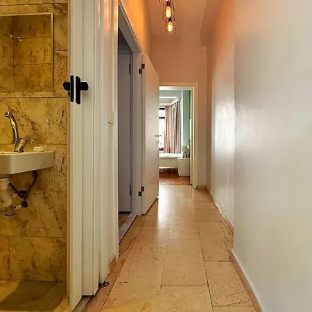 Triplex In Taksim Square With 4 Bedroom *