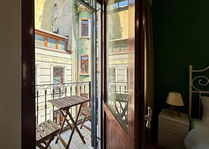 Triplex In Taksim Square With 4 Bedroom