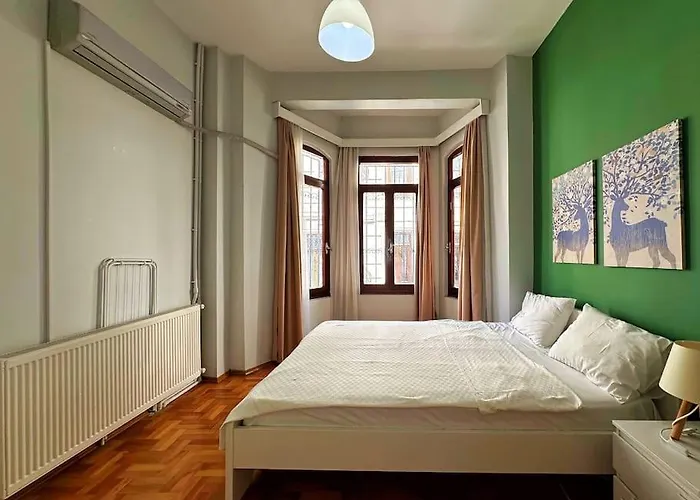 Triplex In Taksim Square With 4 Bedroom